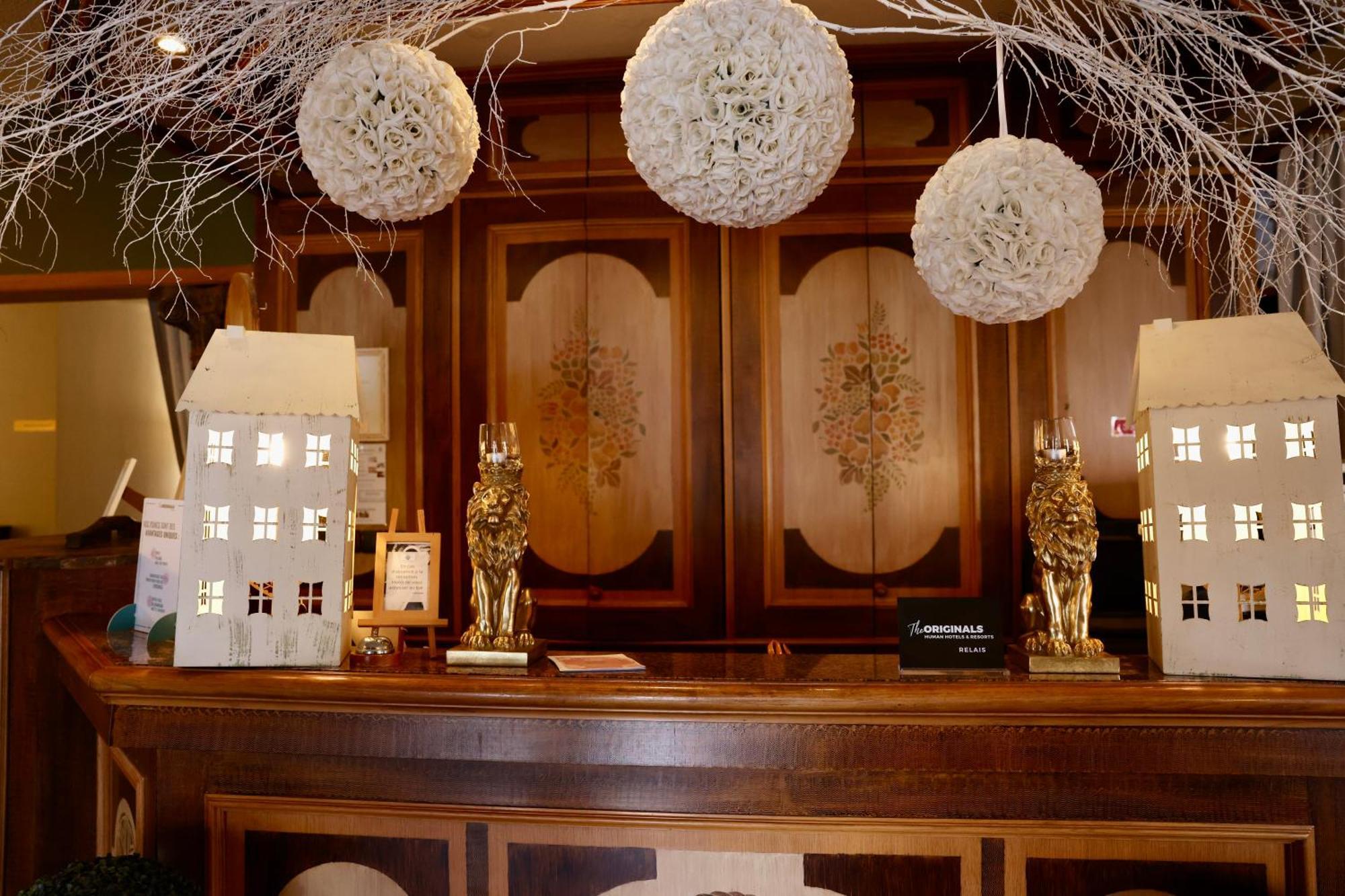 Hotel Restaurant Verger Des Chateaux, Route Des Vins Haut-Koenigsbourg Dieffenthal Exterior photo